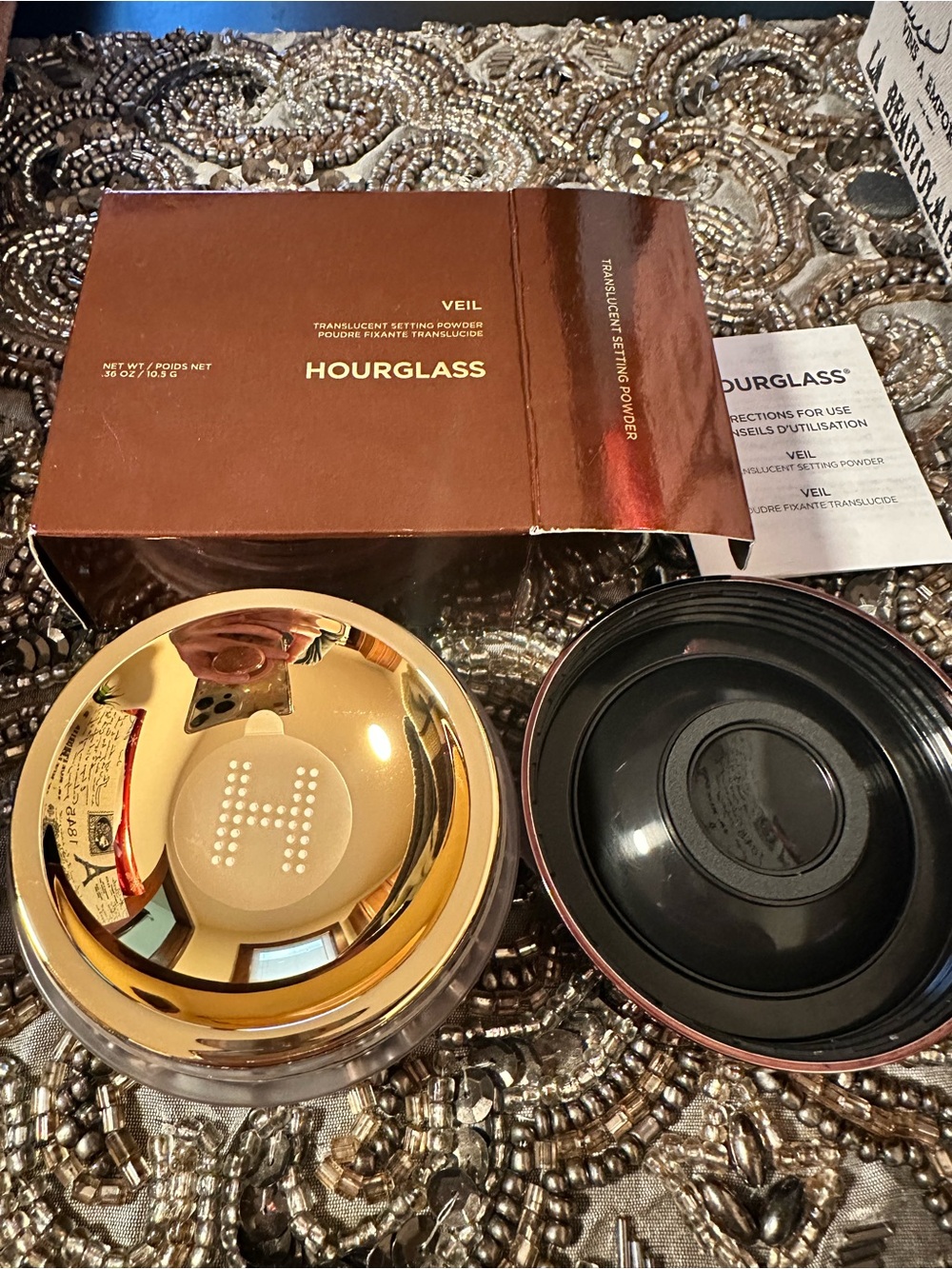 Hourglass Setting Powder - Picture 3 of 3
